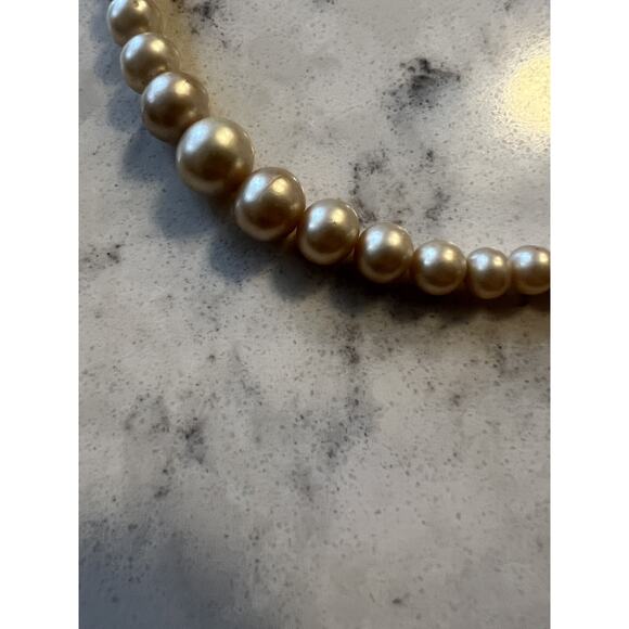 Vtg. Cultured Pearls Necklace Carole Inc - Picture 3 of 4